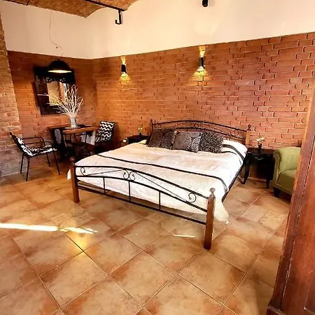 Colonial